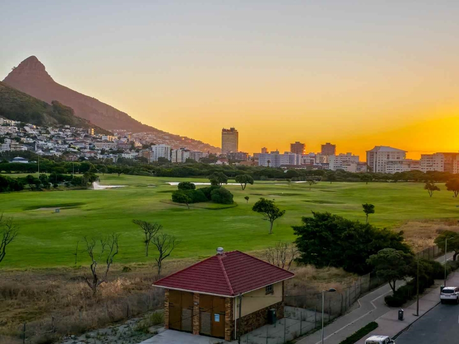 3 Bedroom Property for Sale in Mouille Point Western Cape